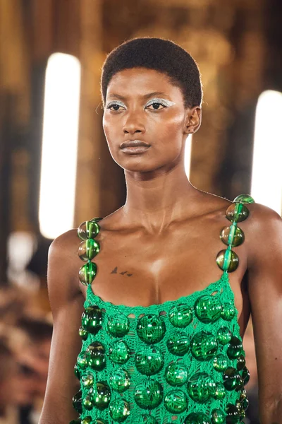 Look 52